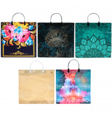 Пакет с пласт. ручкой 38*34 90мкм (10/100) В АССОРТИМЕНТЕ